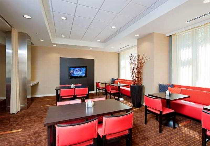 Hotel Courtyard Grand Rapids Downtown Extérieur photo